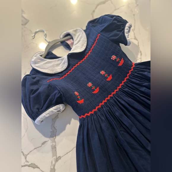 Emily Lacey dress with flower sailboats - Picture 4 of 16